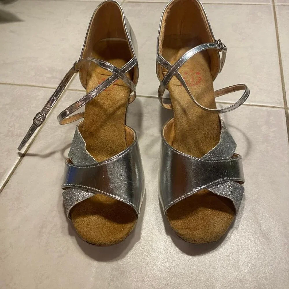 Stylish Women's Ballroom Dance Silver Metallic Glitter Open Toe - Picture 3 of 6